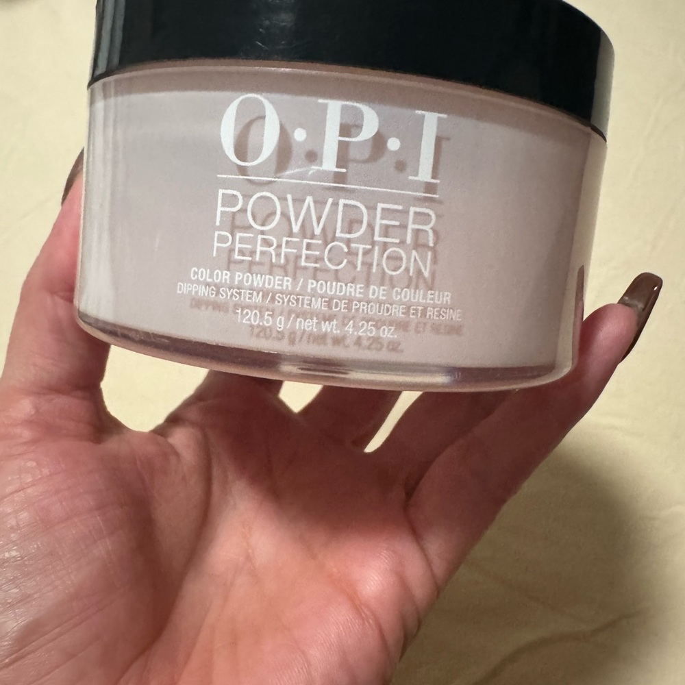 OPI dipping powder.